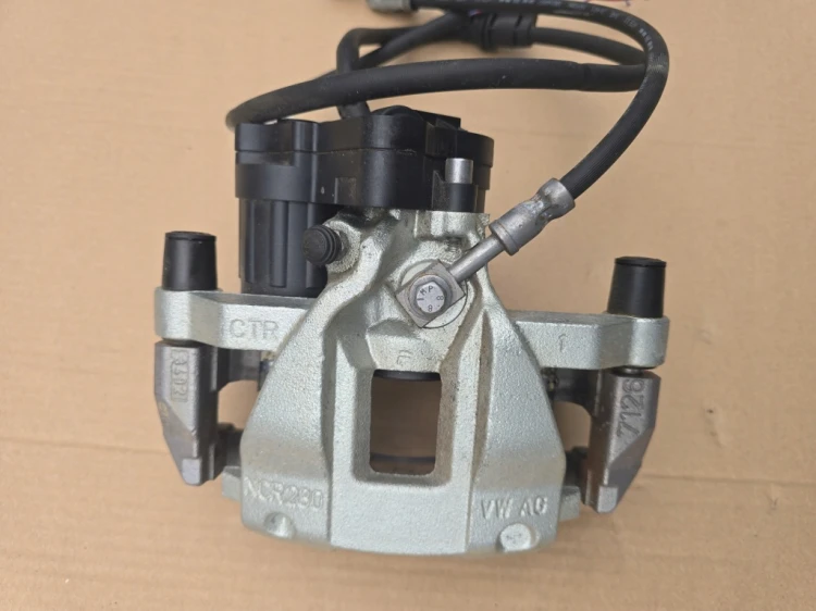 7T0615405E 7T0927902M ZACISK HAMULCOWY TYLNY LEWY OEM VW T7 MULTIVAN
