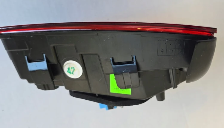 VW PASSAT B8 SEDAN LAMPA TYŁ PRAWA LED 3G5945308F