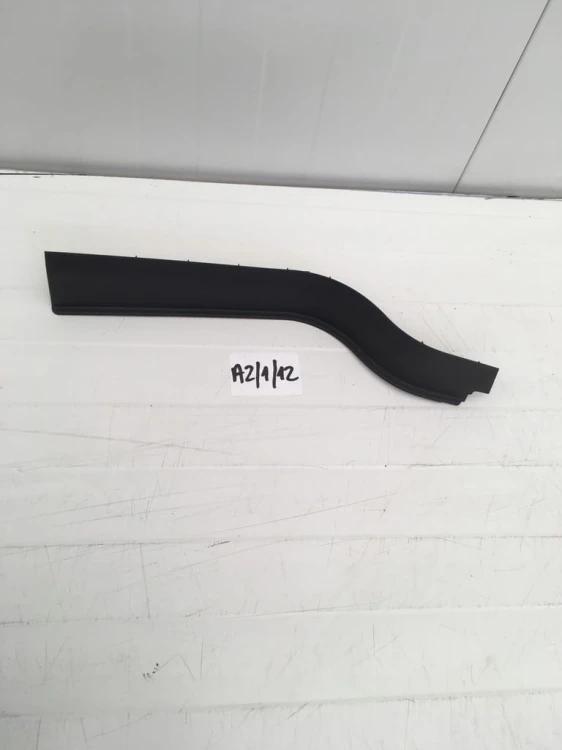 OSŁONA POSZYCIE SŁUPKA VW GOLF 7 VII 5G0868223B