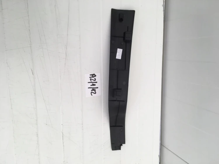 OSŁONA POSZYCIE SŁUPKA VW GOLF 7 VII 5G0868223B