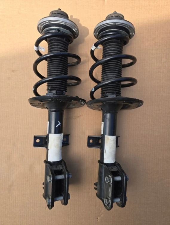 7T0413031AA 7LA411105AA AMORTYZATORY PRZEDNIE KOMPLET VW T7 2 SZTUKI