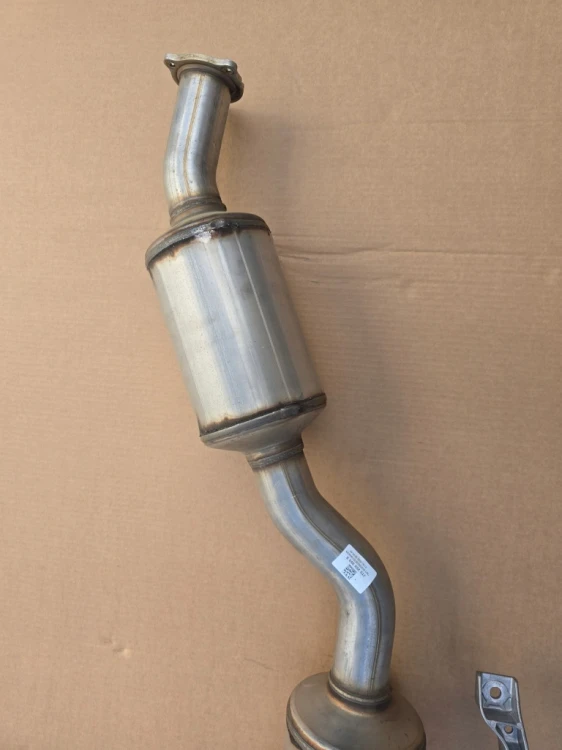 7T0253059S 7T0131701CD filtr cząstek stałych Katalizator DPF VW T7 2.0 NOWY