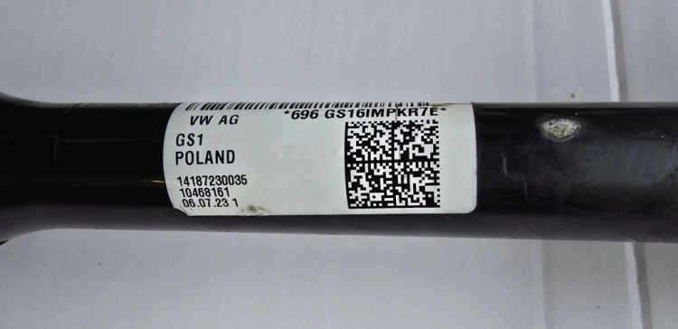 7T0407272A PÓŁOŚ LEWA VW TRANSPORTER MULTIVAN T7 T70