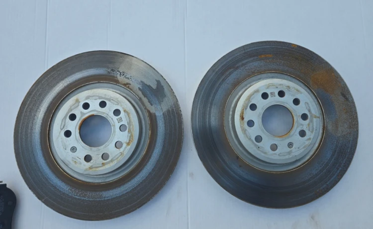 1EA615301B WTR 1EA615115M TARZCZE HAMULCOWE+KLOCKI PRZEDNIE OEM VW ID BUZZ