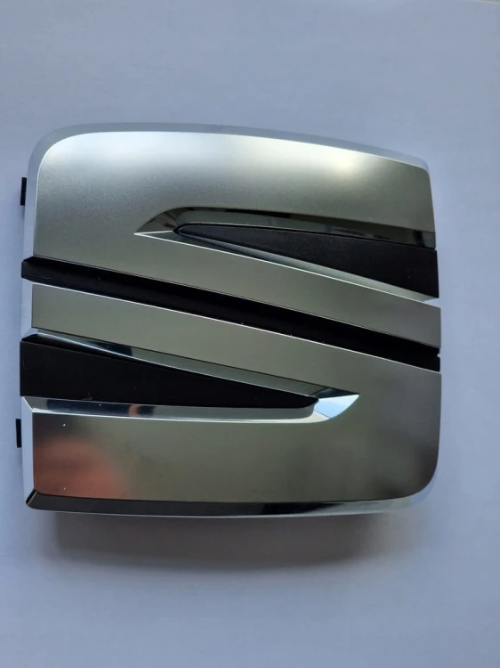 SEAT TARRACO EMBLEMAT LOGO ZNACZEK 5FJ853679