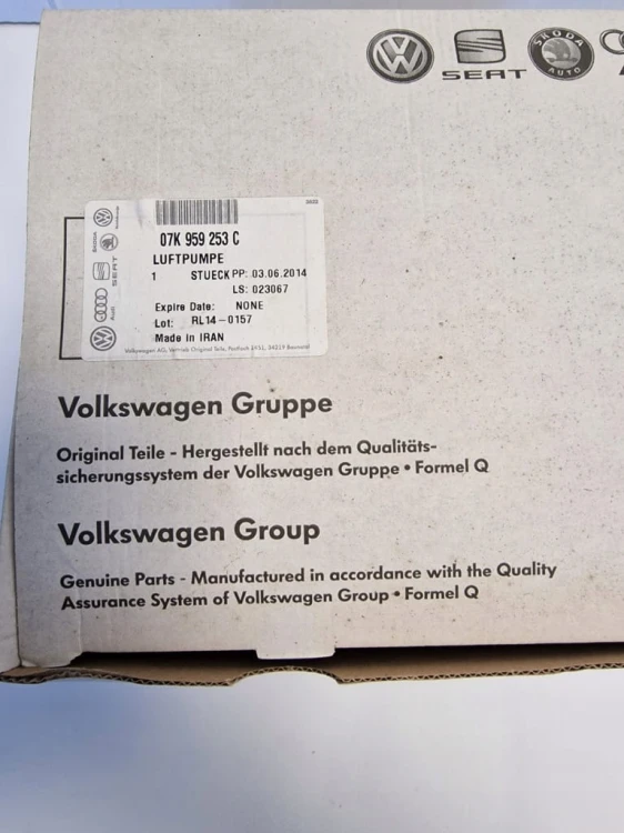 POMPA WTÓRNA AUDI A8 / S8 , Q5 , Q7 07K959253 C