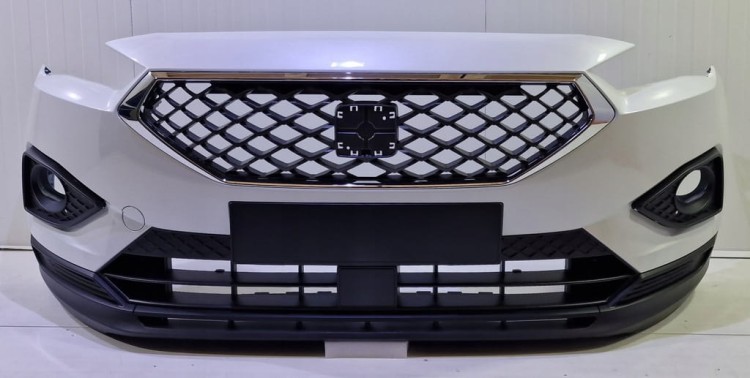 SEAT TARRACO L0K1 ZDERZAK PRZEDNI PRZÓD 5FJ807221 BRAK OTWORÓW POD PDC