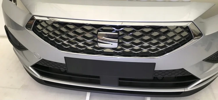 SEAT TARRACO ZDERZAK PRZÓD LA7W 5FJ807221