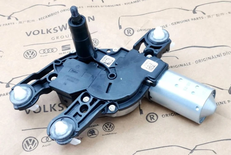 SKODA KODIAQ SILNICZEK WYCIERACZKI TYŁ 5H0955711C