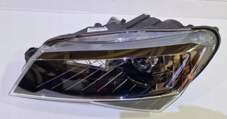SKODA SUPERB 3 III LEWA LAMPA PRZÓD REFLEKTOR BI-XENON 3V1941015A
