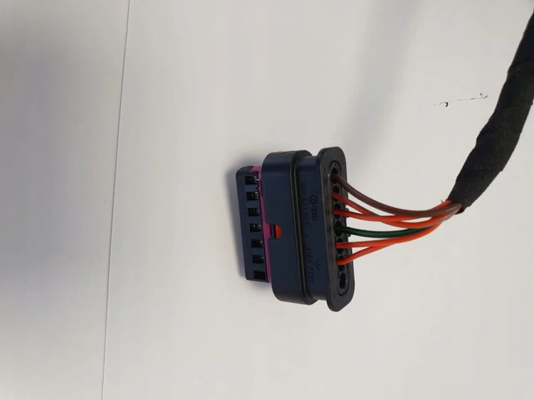 SEAT TERRACO WIĄZKA ZDERZAKA PRZÓD 6 PDC RADAR 5FJ