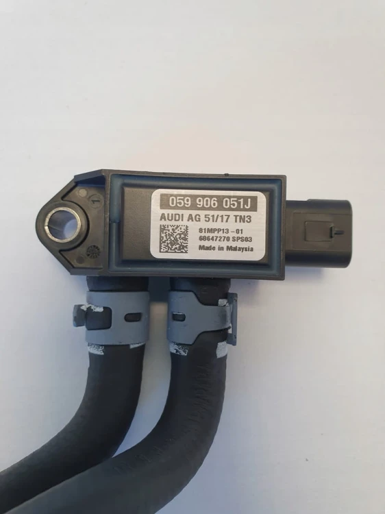 TOUAREG 3 AUDI CZUJNIK CIŚNIENIA DPF PRZEWODY 4M0