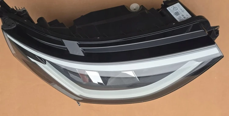 VW ID BUZZ PRZEDNIA PRAWA LAMPA REFLEKTOR FULL LED 1T3941006A KOMPLETNA