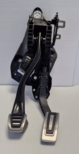 ARTEON GOLF POTENCJOMETR PEDAŁ GAZU PODSTAWA PEDAŁÓW NOWE ORYG.5Q2721058 CD
