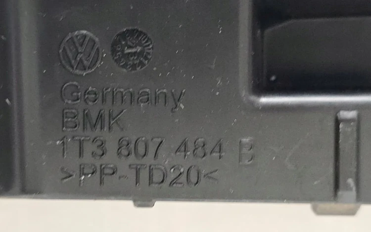 VW ID BUZZ ŚLIZG ZDERZAKA TYLNY PRAWY 1T3807484B