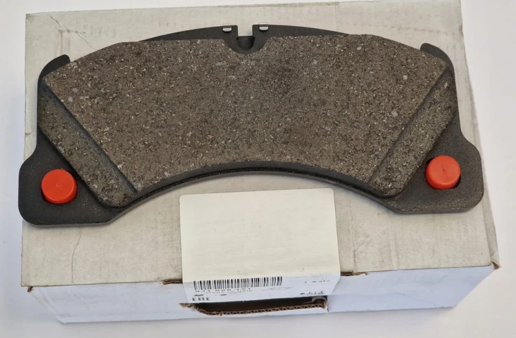 Audi e-tron GT KLOCKI HAMULCOWE PRZÓD 9J1698151