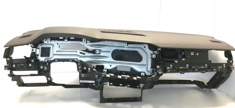 VW TOUAREG III 3 DESKA KOKPIT KONSOLA ROZDZIELCZA HEAD-UP BRĄZOWA