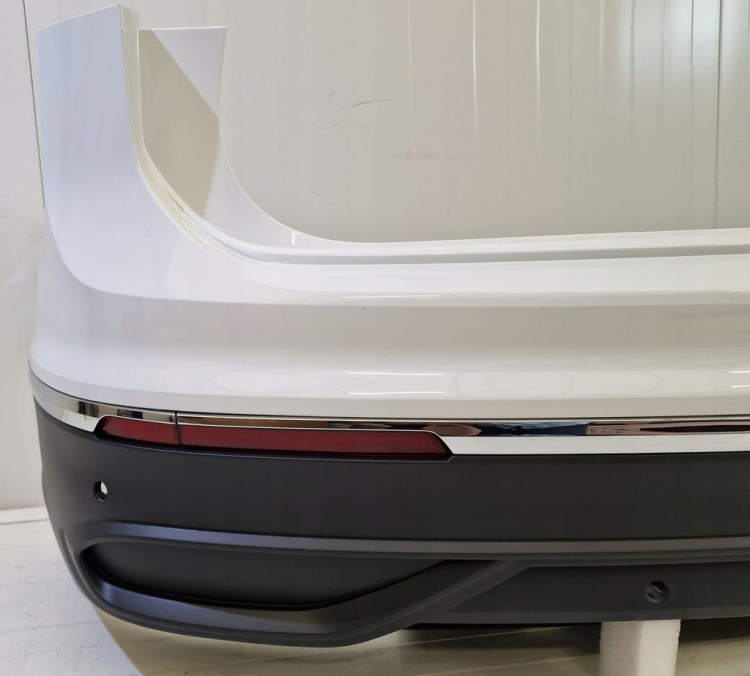 ZDERZAK TIGUAN II LIFT ZDERZAK TYŁ TYLNY L0K1 ZDERZAK 4xPDC