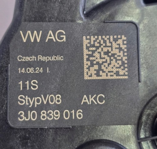 ZAMEK DRZWI PRAWY TYŁ TYLNY 3J0839016 VOLKSWAGEN T-ROC TIGUAN III GOLF