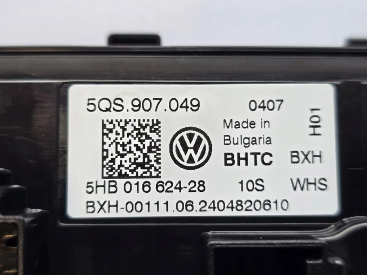 VW SKODA SEAT AUDI PANEL KLIMATYZACJI TYŁ TUNELU 5QS907049