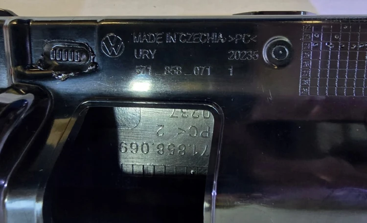 VW TIGUAN III DEKOR KONSOLI DESKI ROZDZIELCZEJ 571858071