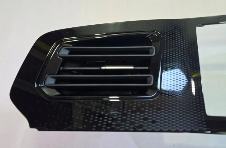 VW TIGUAN III DEKOR KONSOLI DESKI ROZDZIELCZEJ LICZNIKA 571858335 CDI