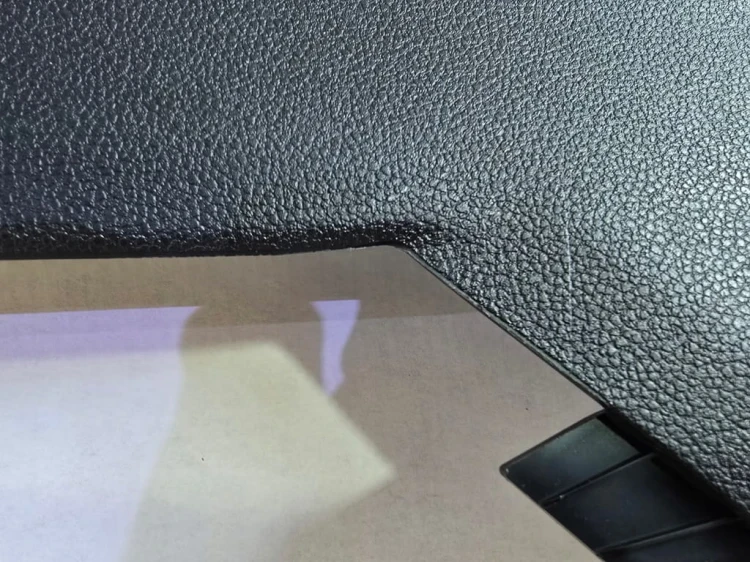 VW TIGUAN III OSŁONA TUNELA ŚRODKOWEGO PRAWA STRONA 571863046
