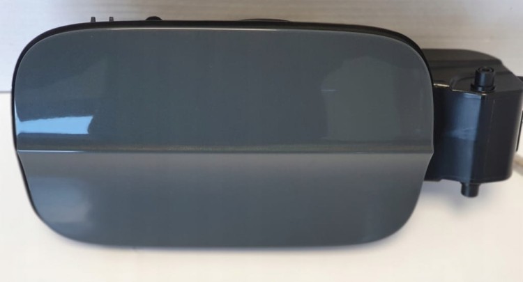 AUDI A3 KLAPKA WLEWU PALIWA 8V4809907C 8V4809906F
