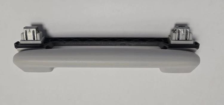 VOLKSWAGEN UCHWYT RĄCZKA PODSUFITKI KOLOR SZARY 5H0867660C