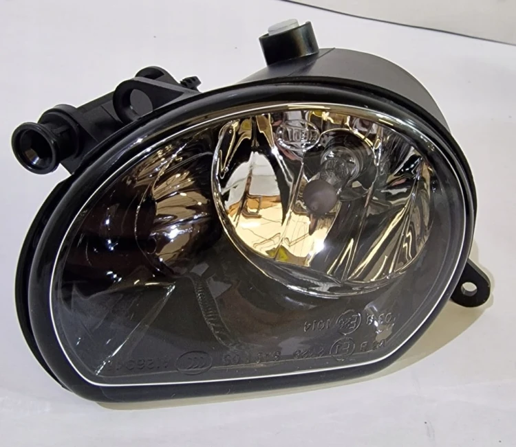 AUDI Q7 HALOGEN PRAWY 4L0941700E NOWY OEM ORYGINALNY