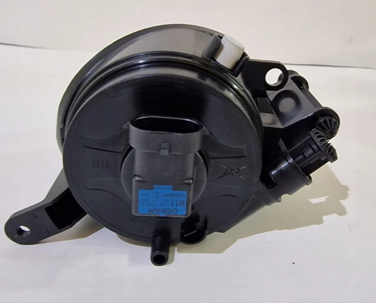 AUDI Q7 HALOGEN PRAWY 4L0941700E NOWY OEM ORYGINALNY