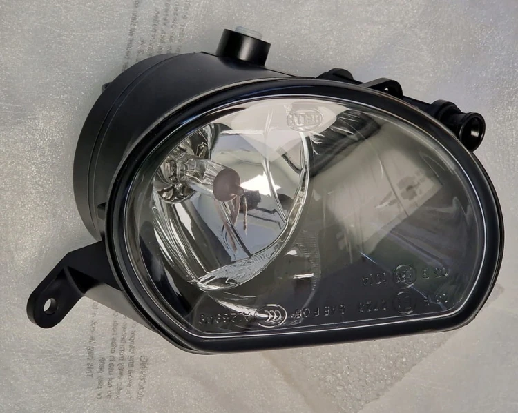 AUDI Q7 HALOGEN LEWY 4L0941699E NOWY OEM ORYGINALNY