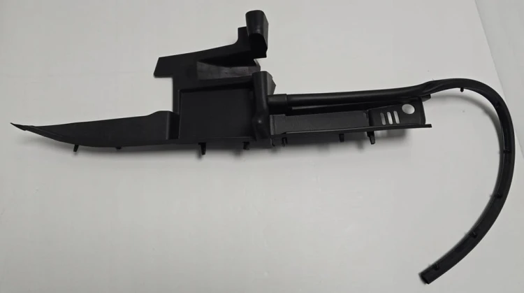 VW TIGUAN III 3 RYNNA NAKŁADKA PODSZYBIA 571819336A
