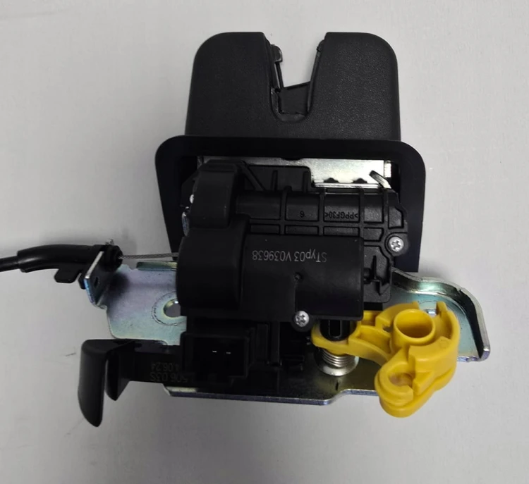 VOLKSWAGEN ZAMEK DOCIĄG KLAPY BAGAŻNIKA 11A827506 1T3827887A