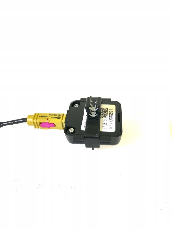 AUDI VW ANTENA SYSTEMU OPŁAT DROGOWYCH 8V0035504