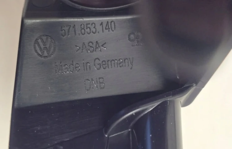 VW TIGUAN III UCHWYT KAMERY OBUDOWA PRZÓD GRILL 571853140 CZARNY MAT