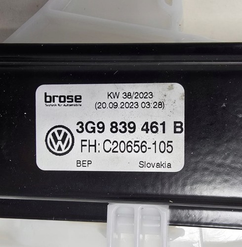 VW PASSAT B8 ALLTRACK MECHANIZM PODNOSZENIA SZYBY LEWY TYŁ 3G0839461B