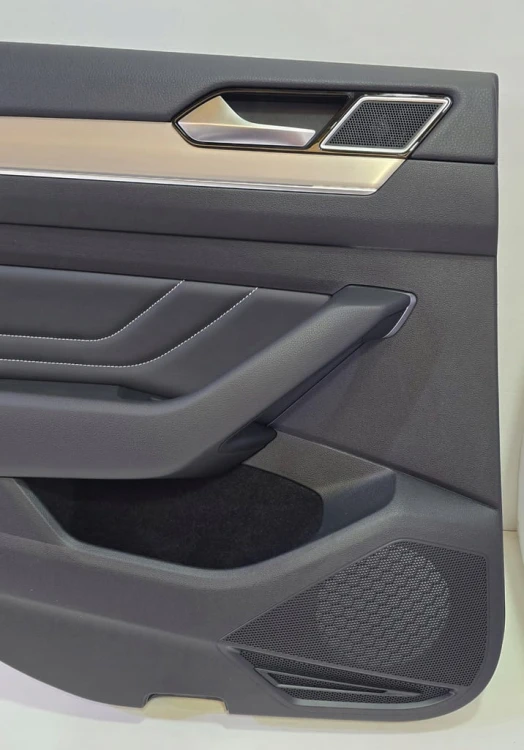 VW PASSAT B8 TAPICERKA BOCZEK DRZWI LEWY TYŁ SKÓRA CZARNA AMBIENTE GAN
