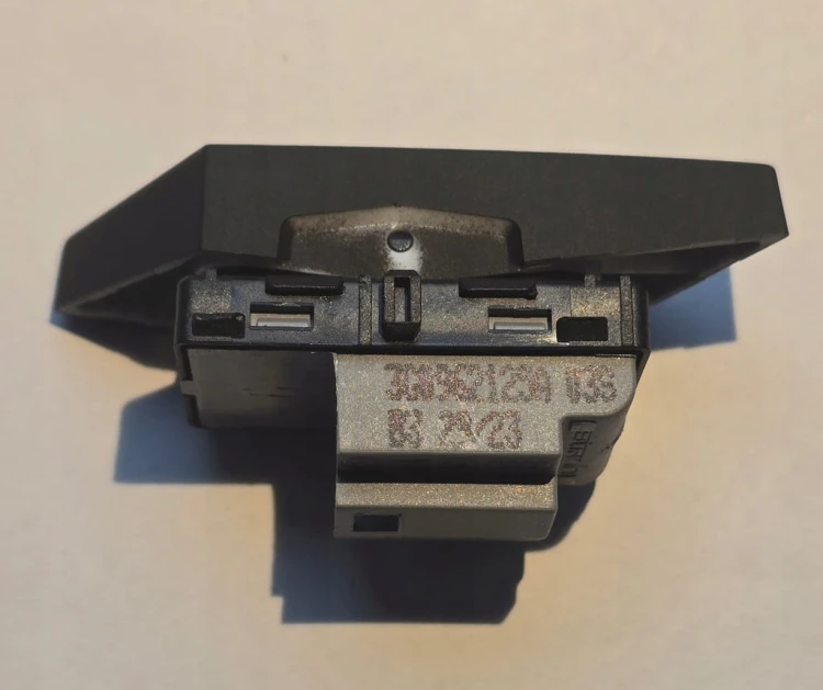 VW PASSAT B8 PRZEŁĄCZNIK ZAMKA CENTRALNEGO BLOKADA 3G0962125A
