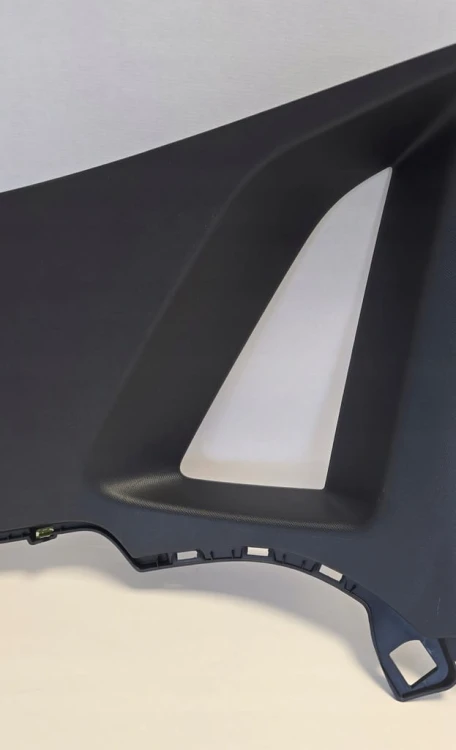 VW POLO VI GTI OSŁONA SŁUPKA LEWA TYŁ SZYBA 2GS867287A CZARNA
