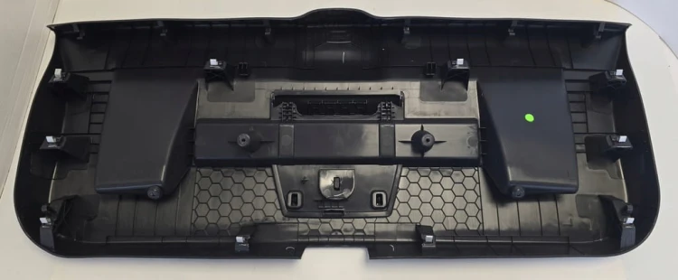 VW POLO VI OSŁONA TAPICERKA KLAPY BAGAŻNIKA 2G6867601C