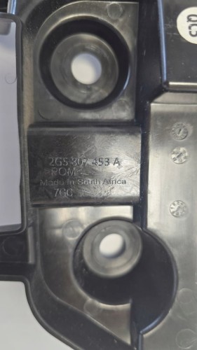 VW POLO VI ŚLIZG ZDERZAKA LEWY TYŁ 2GS807453A