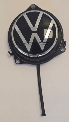 VW POLO VI KLAMKA KLAPY BAGAŻNIKA EMBLEMAT MIKROSTYK TYŁ 2G6827469