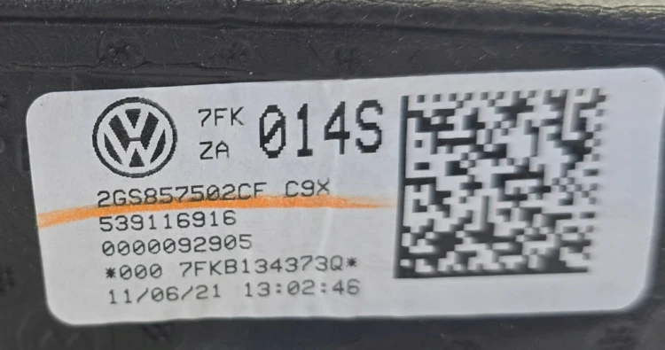 VW Polo VI GTI LUSTERKO PRAWE PRAWY PRZÓD LC9X 12 PIN 2GS857502CF CZARNE