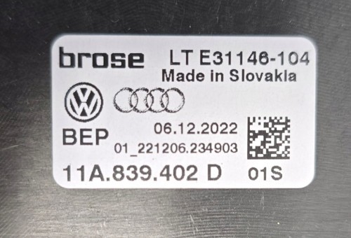 VW ID.4 MECHANIZM PODNOSZENIA SZYBY PRAWY TYŁ 11A839402D