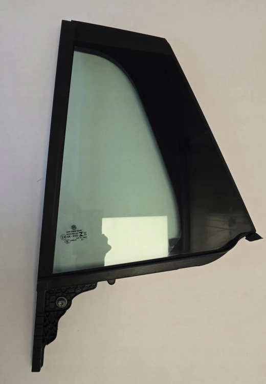VW ID.4 ID4 2022 SZYBA DRZWI LEWA TYŁ TYLNA TRÓJKĄT 11A845215