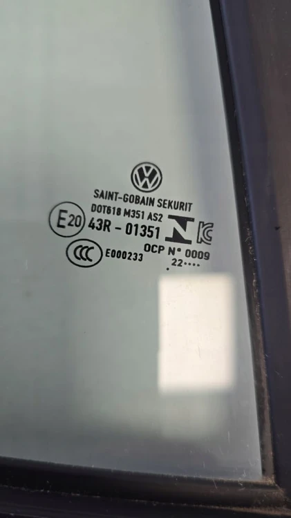VW ID.4 ID4 2022 SZYBA DRZWI PRAWA TYŁ TYLNA TRÓJKĄT 11A845214