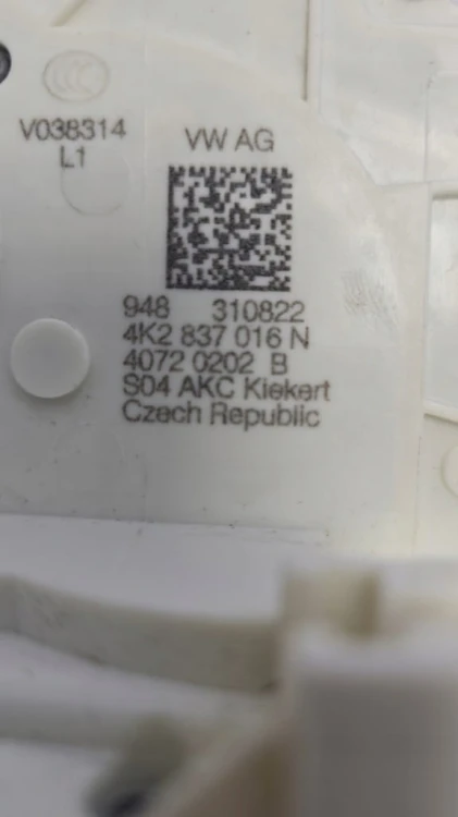 VOLKSWAGEN ID,4 ID4 ZAMEK DRZWI PRAWY PRZÓD 4K2837016N