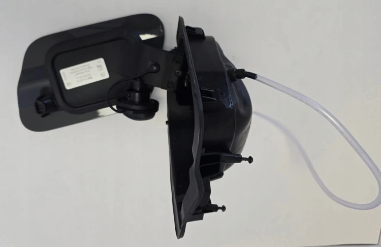 VW TOURAN KLAPKA WLEWU PALIWA 5TA809857D L7QC BENZYNA