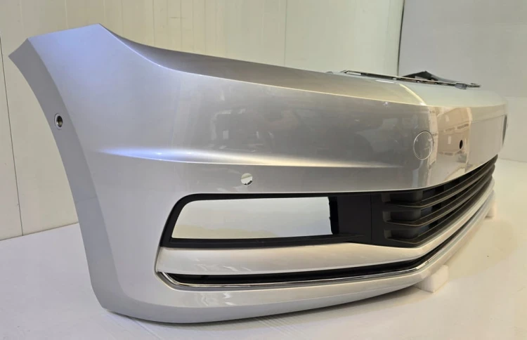 VW TOURAN ZDERZAK PRZEDNI PRZÓD LA7W 5TA807221 6PDC